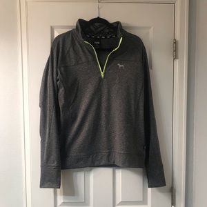 Athletic Quarter-zip long sleeve Pullover